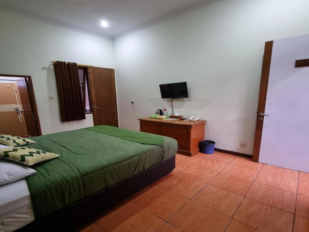 Hikmat Indah Hotel Lembang