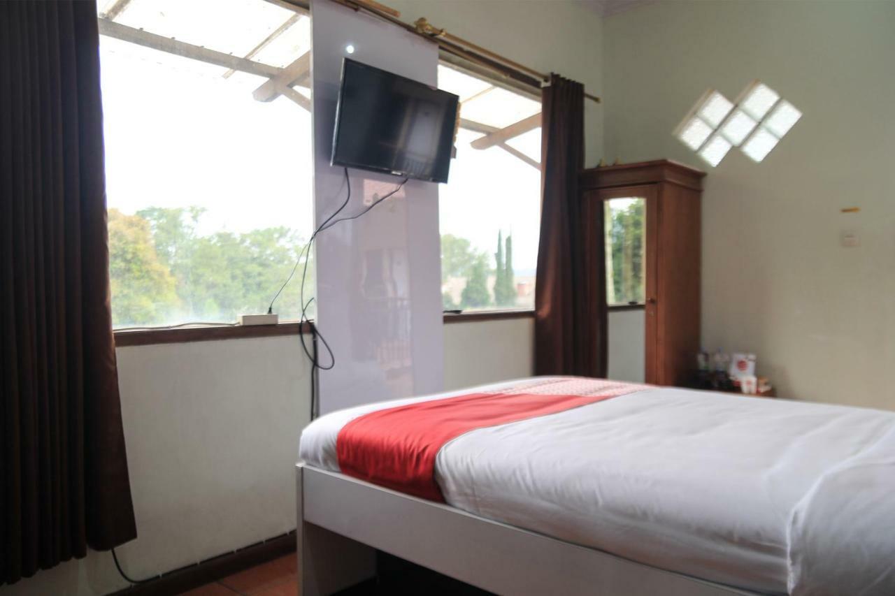 Hikmat Indah Hotel 2*
